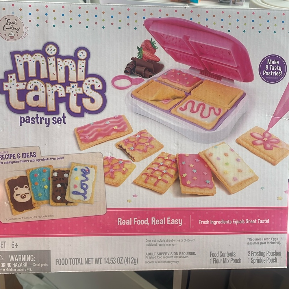 Real Cooking- Mini Tarts pastry set 5/$25 💜